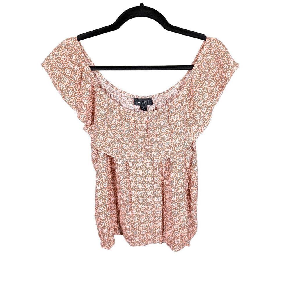 A. Byer Juniors' Flutter Sleeve Geometric Print Off the Shoulder Top Juniors XL